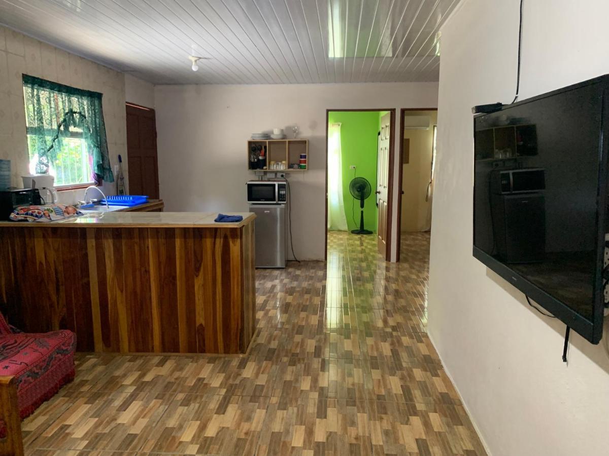 Alma Del Bosque Vacation Home And Apartments Quepos Eksteriør bilde