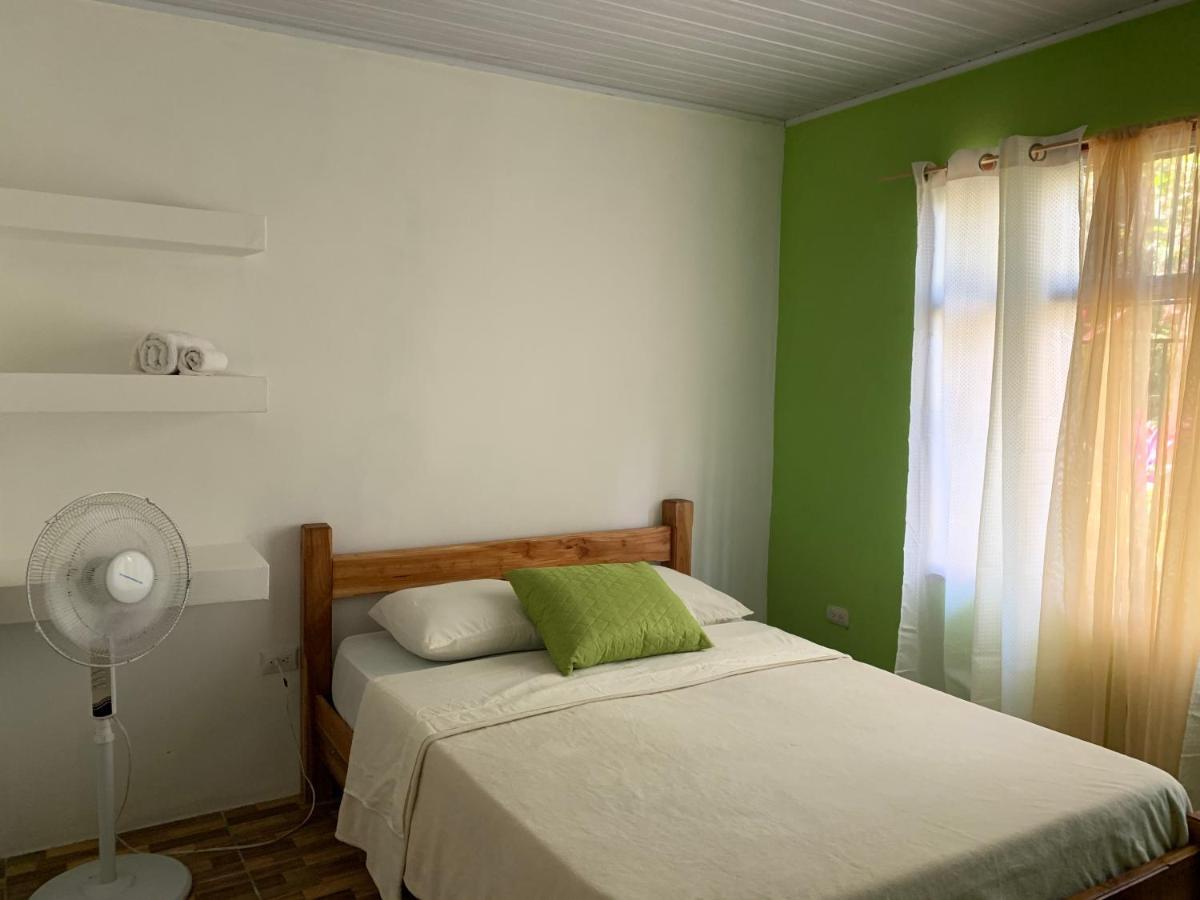Alma Del Bosque Vacation Home And Apartments Quepos Eksteriør bilde